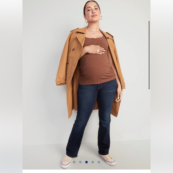 NWT Old Navy Maternity Front Low Panel Boot-Cut Jeans - Picture 3 of 5